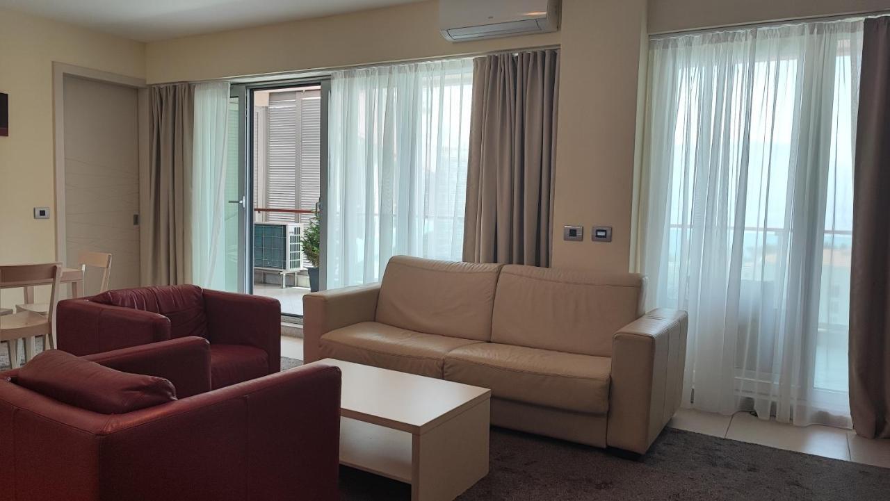 Oziris Apartment บุดวา ภายนอก รูปภาพ
